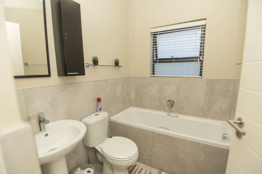 3 Bedroom Property for Sale in Pinelands Eastern Cape